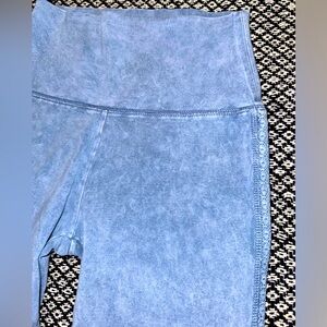 XS Aerie Chill Play Move Acid Wash Leggings - Lace Cutout Sides - Light Blue
